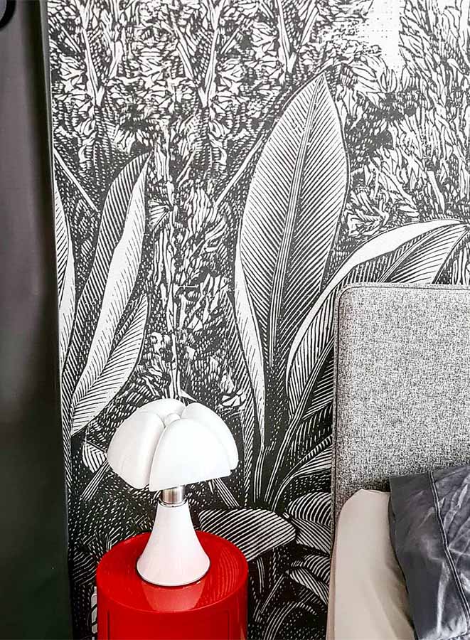 Zona living decorata con carta da parati DOODLE 01